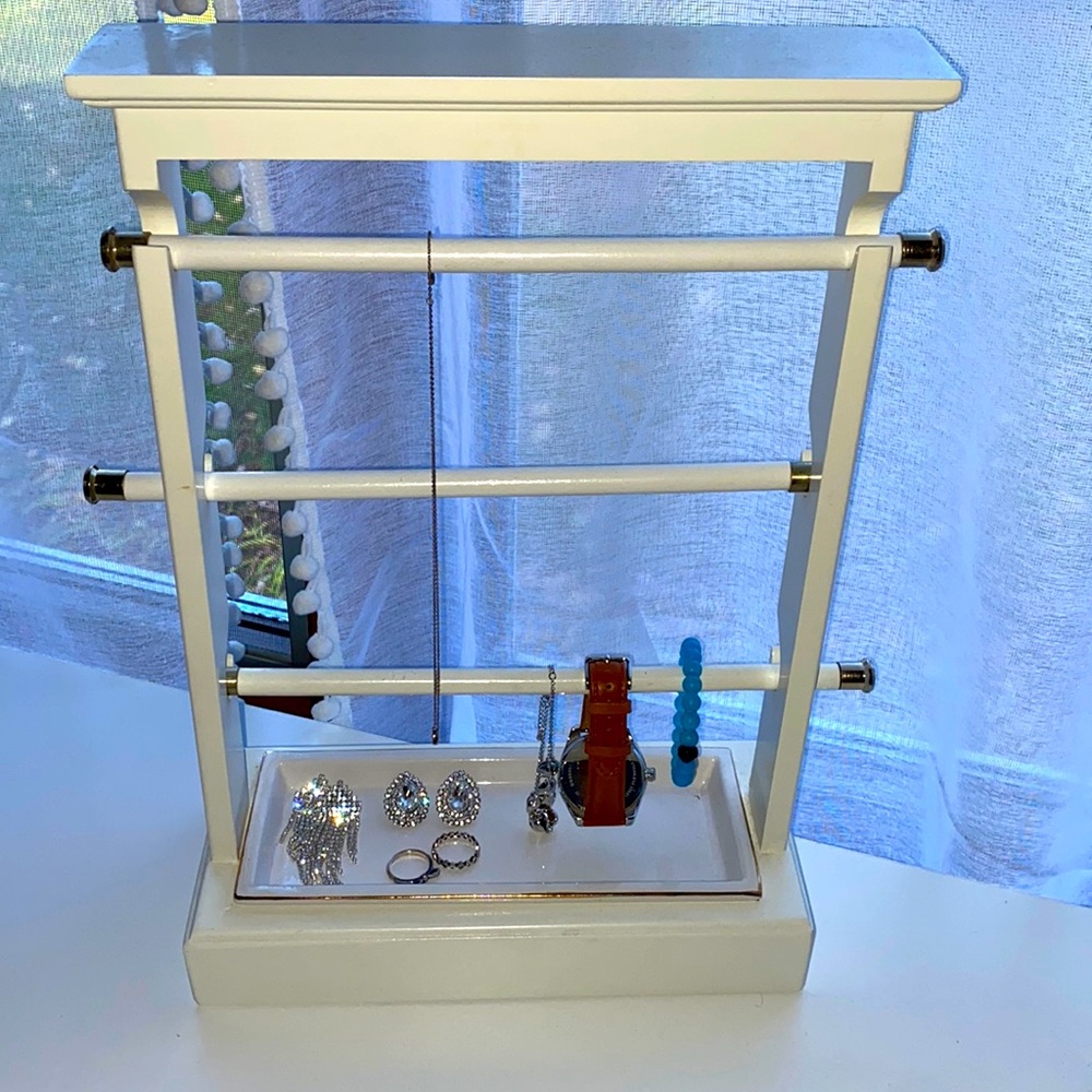 White Jewelry Holder